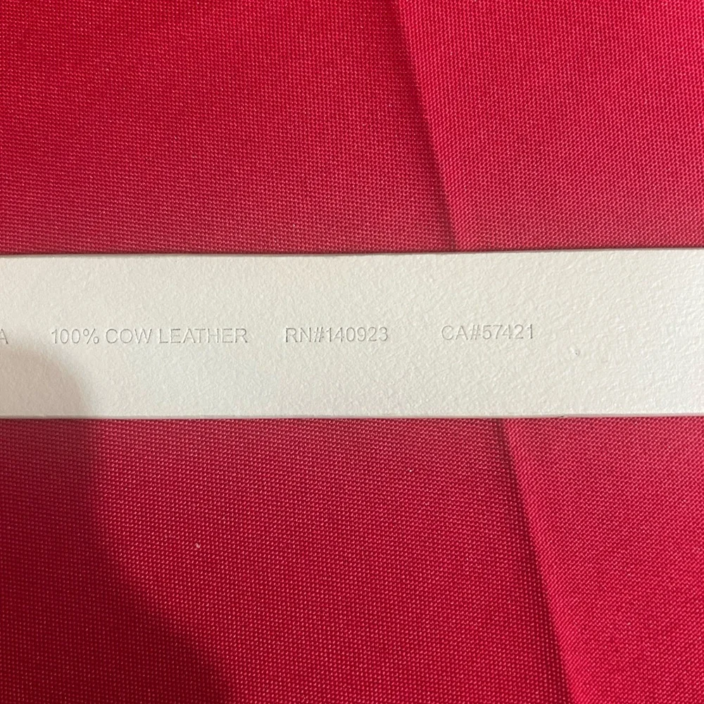 LOFT White Leather Belt with Gold-Tone Round Buckle